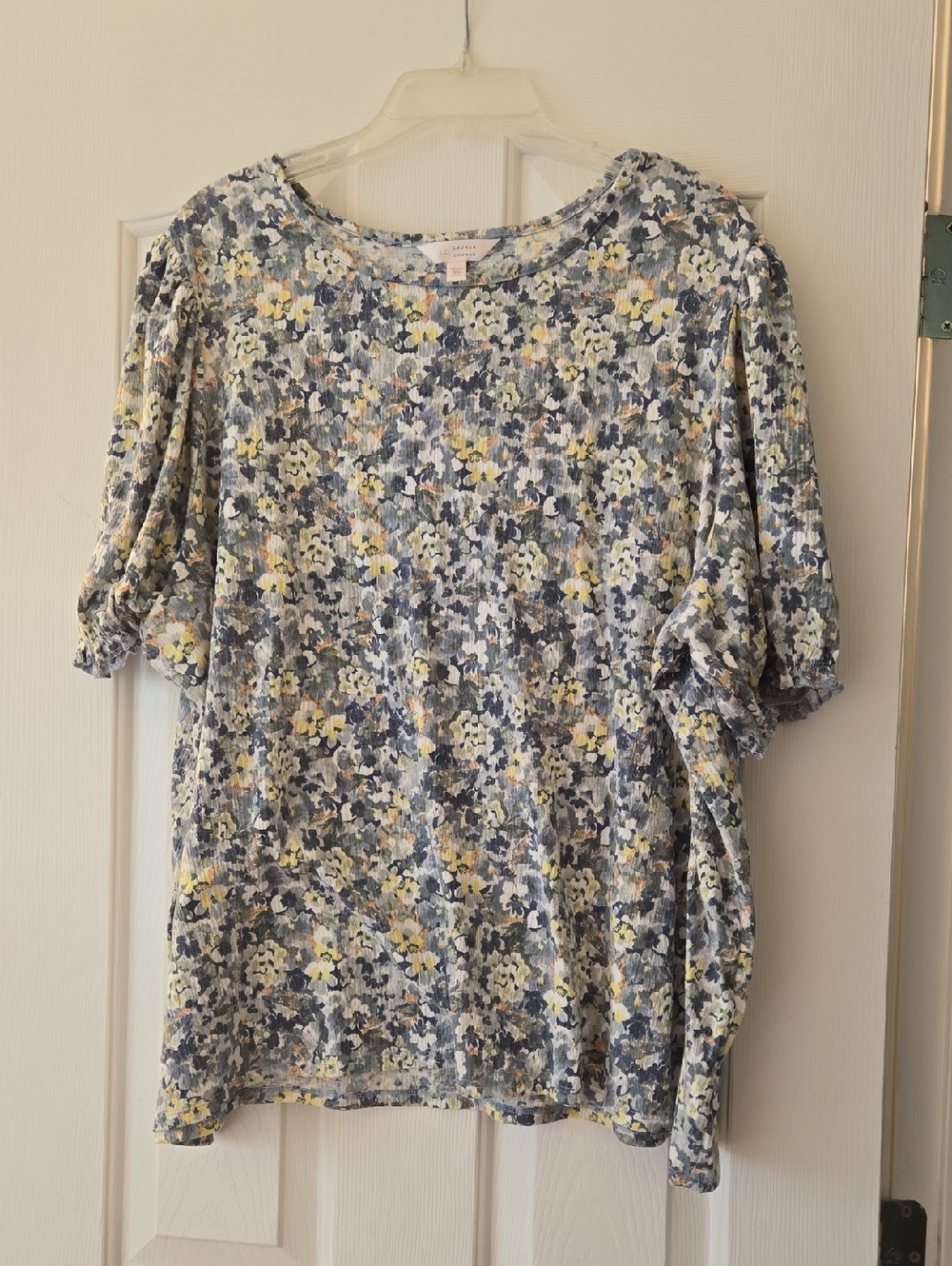 3x LC Lauren Conrad Blue, Yellow & White Floral Short Sleeve Top